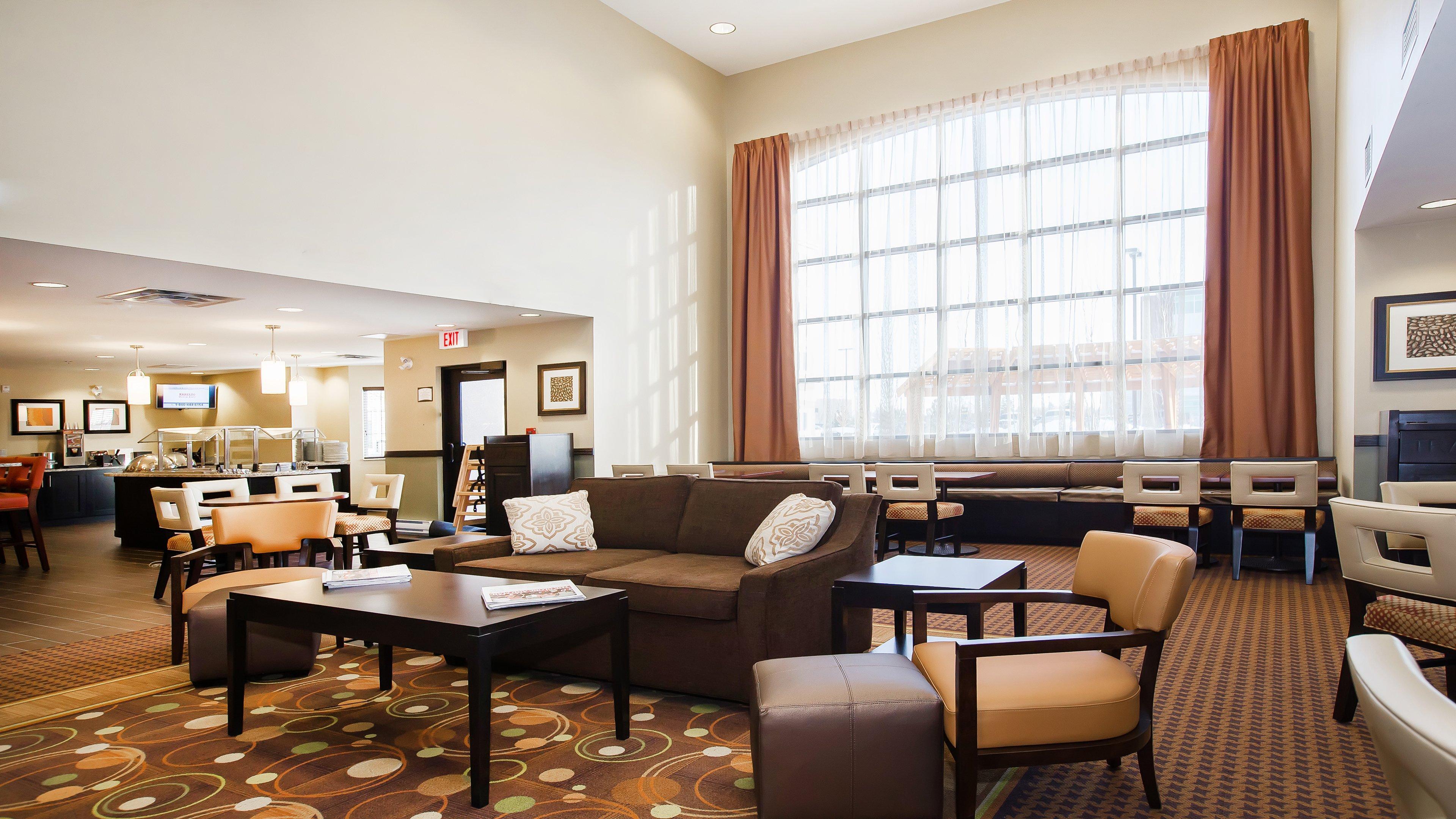 Staybridge Suites West Edmonton By Ihg Екстериор снимка
