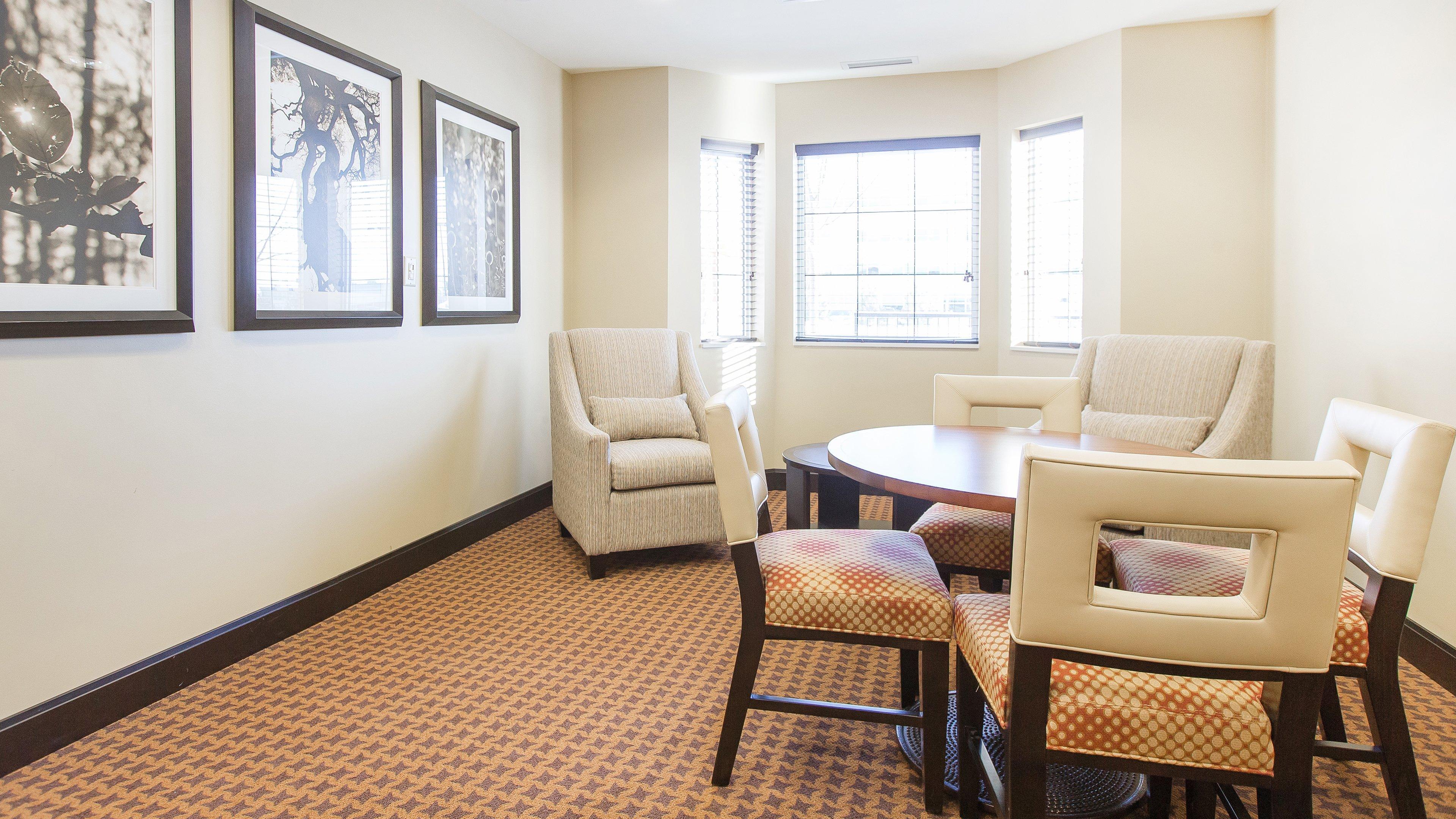 Staybridge Suites West Edmonton By Ihg Екстериор снимка