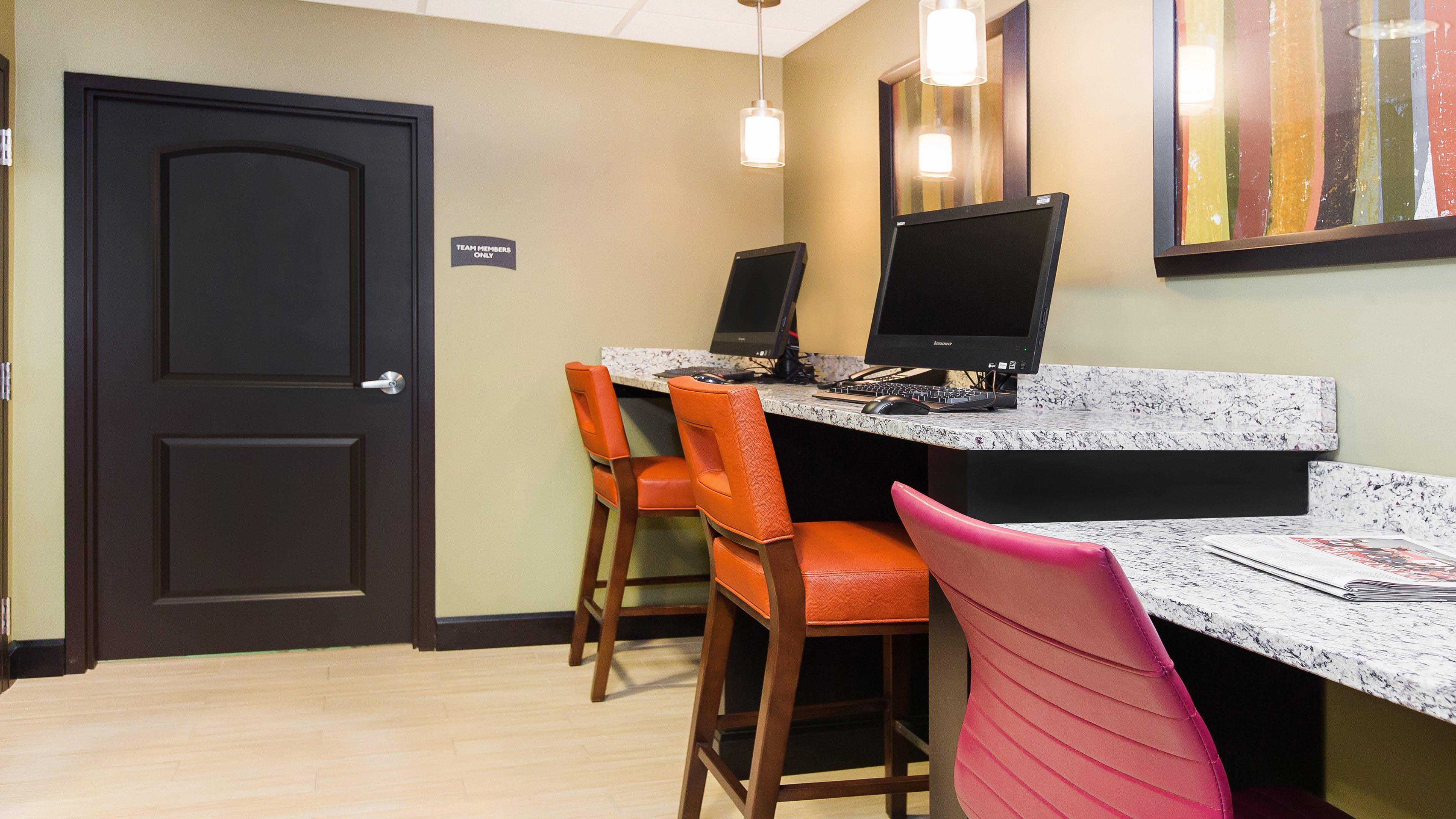 Staybridge Suites West Edmonton By Ihg Екстериор снимка