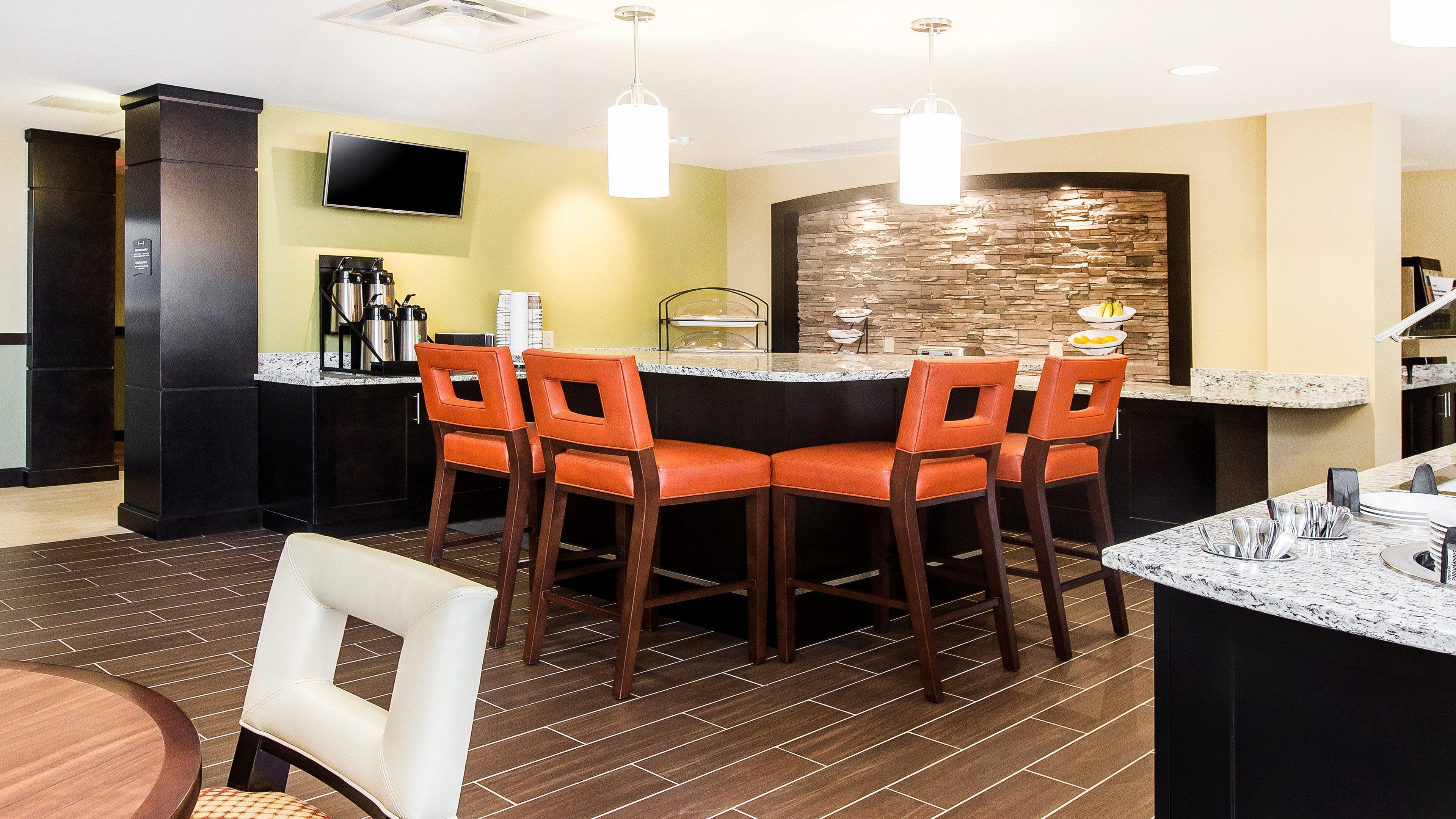 Staybridge Suites West Edmonton By Ihg Екстериор снимка