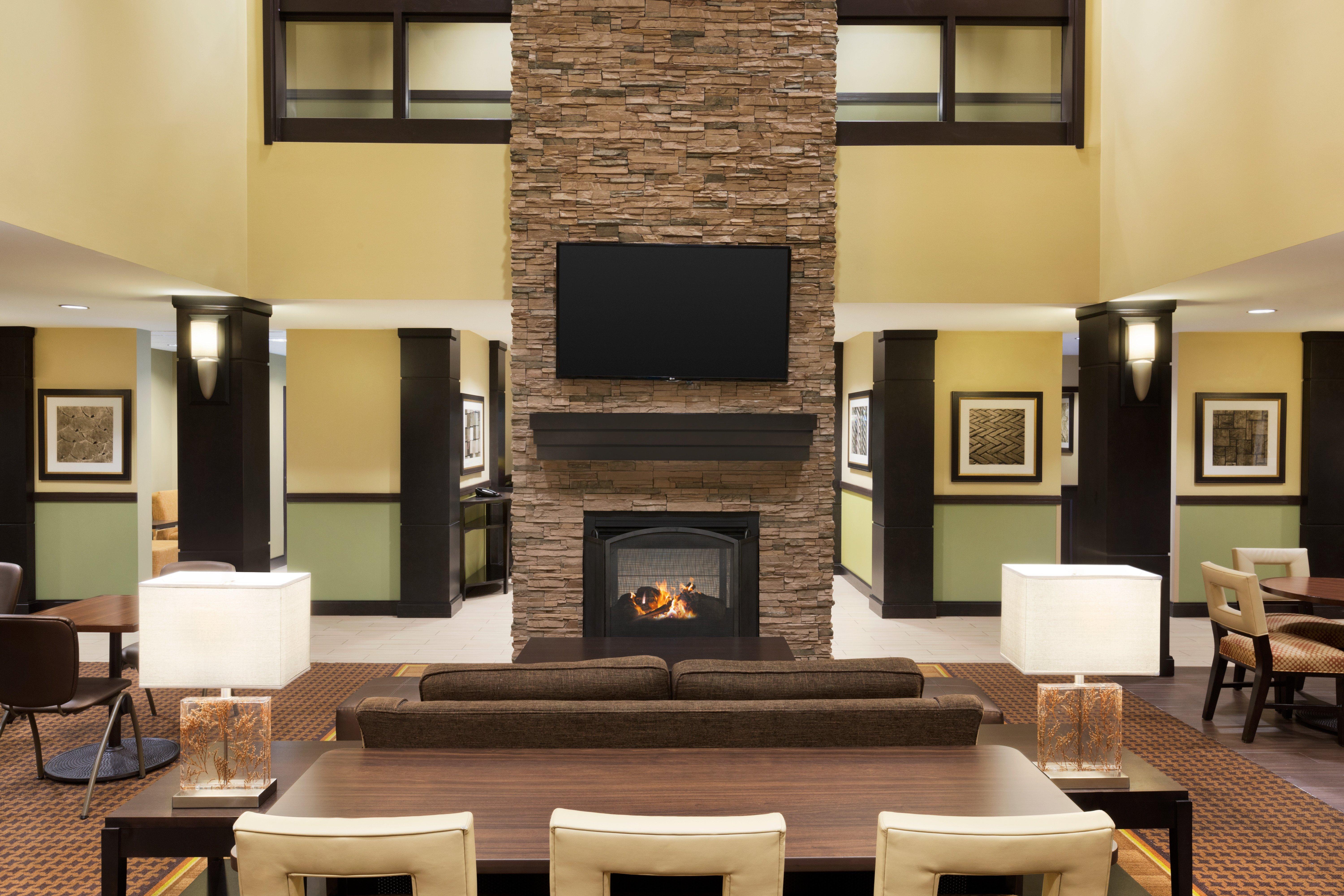 Staybridge Suites West Edmonton By Ihg Екстериор снимка